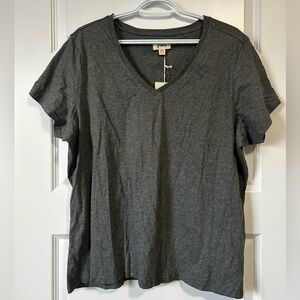 NWT Pact 100% Organic Cotton Heathered Charcoal V-Neck Short Sleeve Tee